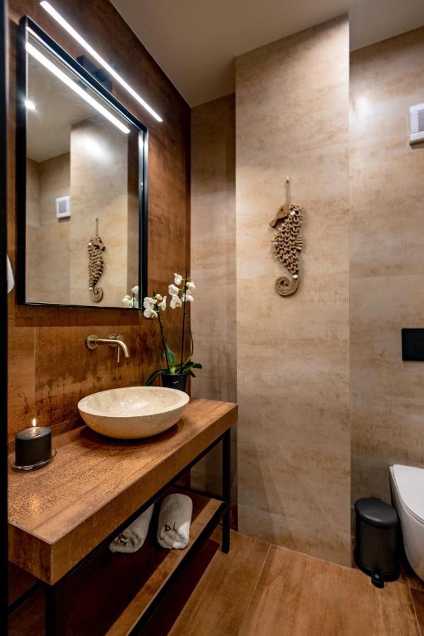 Triple A - Prime Location - Between Monastiraki & Syntagma Square-Free Parking! Athens Exterior photo