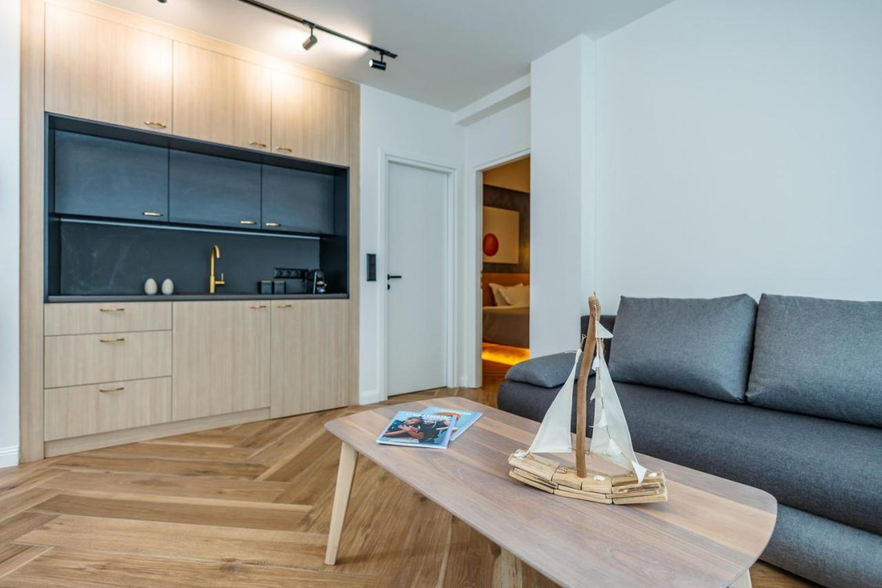 Triple A - Prime Location - Between Monastiraki & Syntagma Square-Free Parking! Athens Exterior photo
